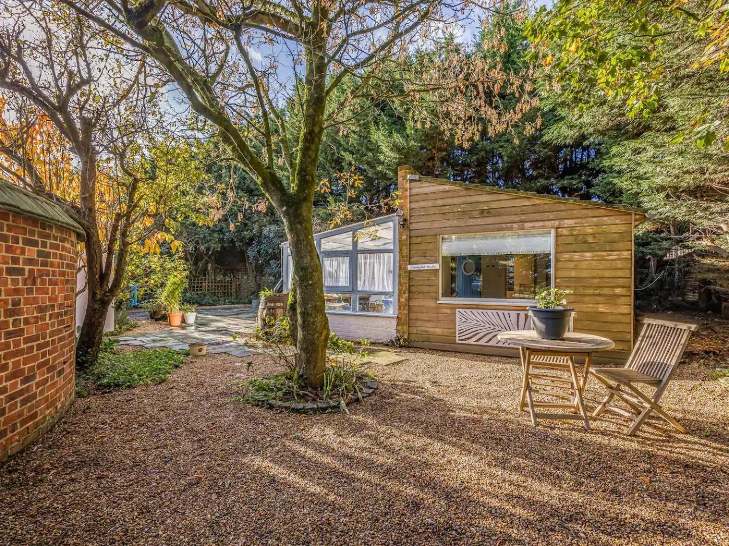 Pass The Keys Delightful In West Ashling Apartment *