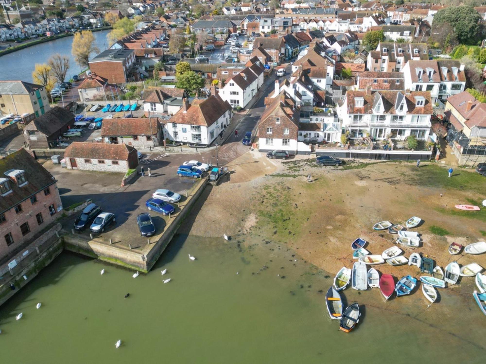 Pass The Keys Delightful In West Ashling Apartment Chichester
