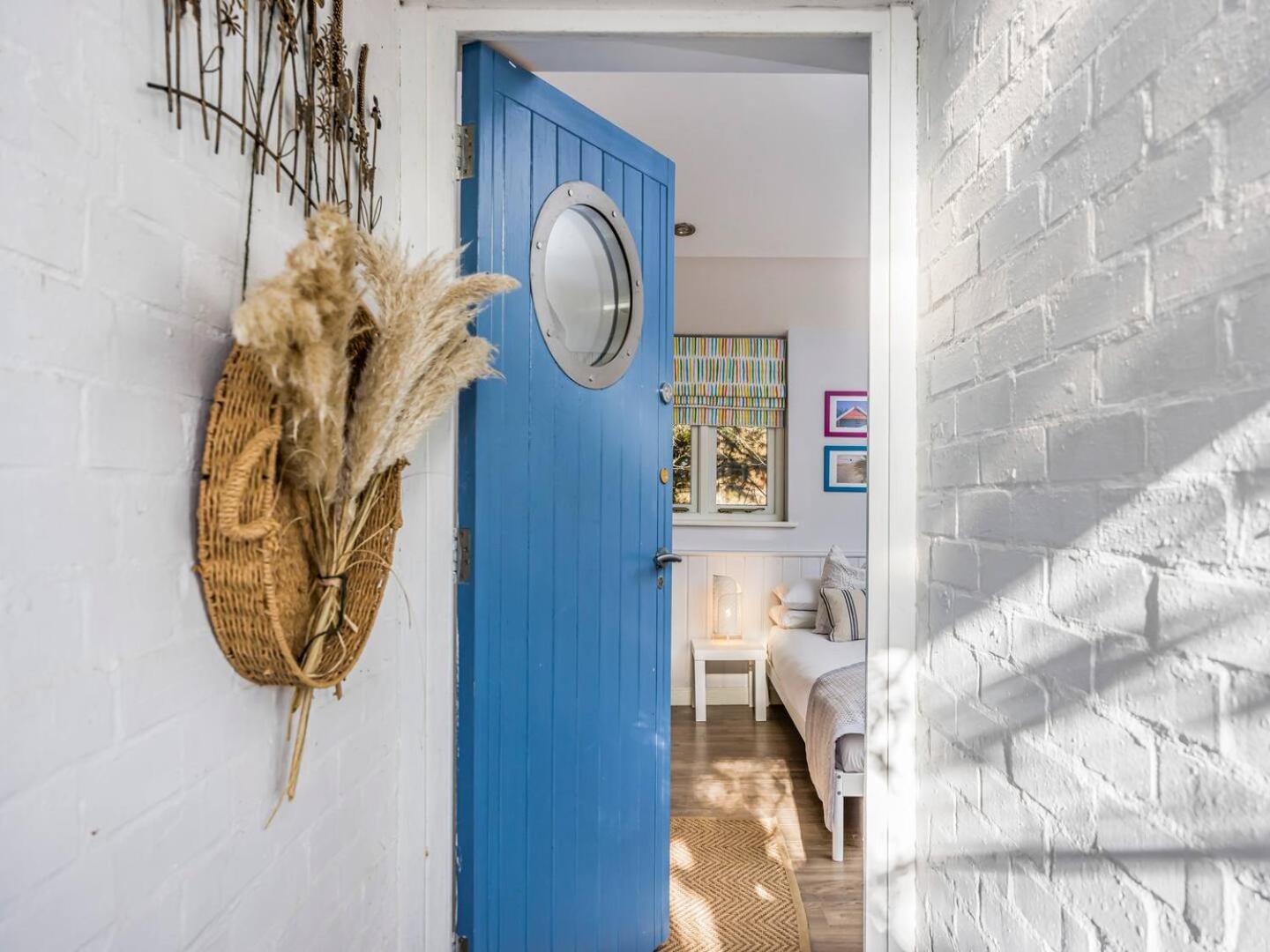 Pass The Keys Delightful In West Ashling Apartment Chichester